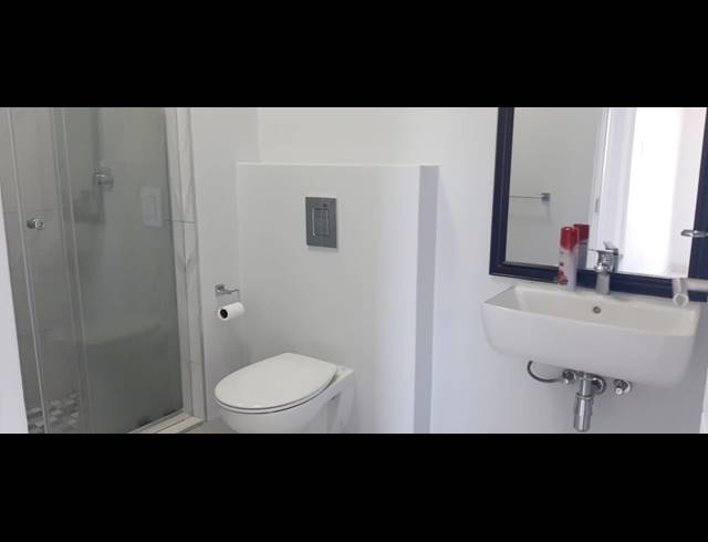 2 BEDROOM APARTMENT FOR SALE IN UMHLANGA RIDGE